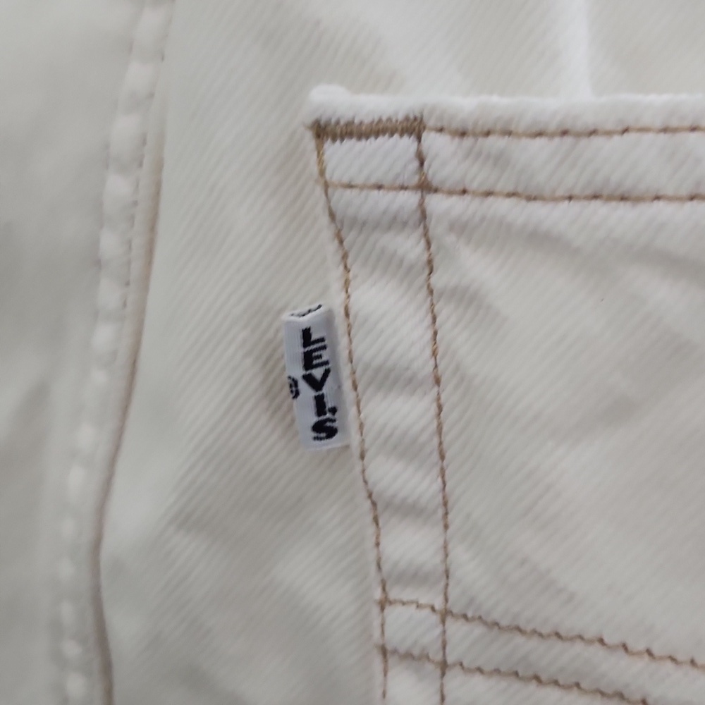 Levi's Iconic Button-Up Dress - Picture 12 of 12
